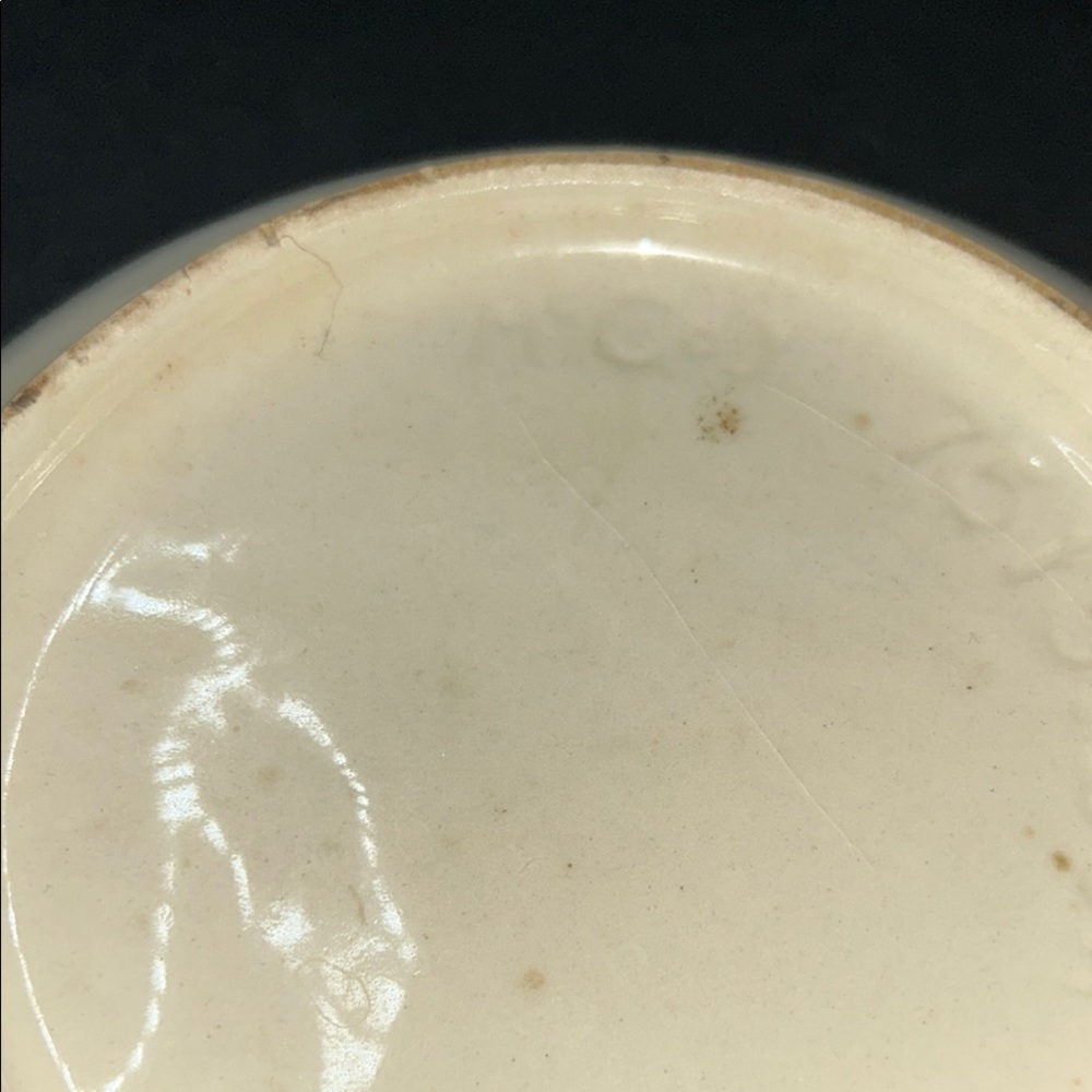 Vintage McCoy Cream Ceramic Bowl Made in USA - Picture 3 of 7